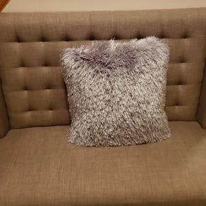 Fluffy Pillow